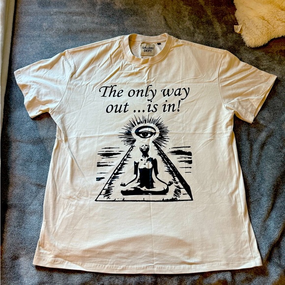 Tan Gallery Dept short sleeve shirt in greatcondition.